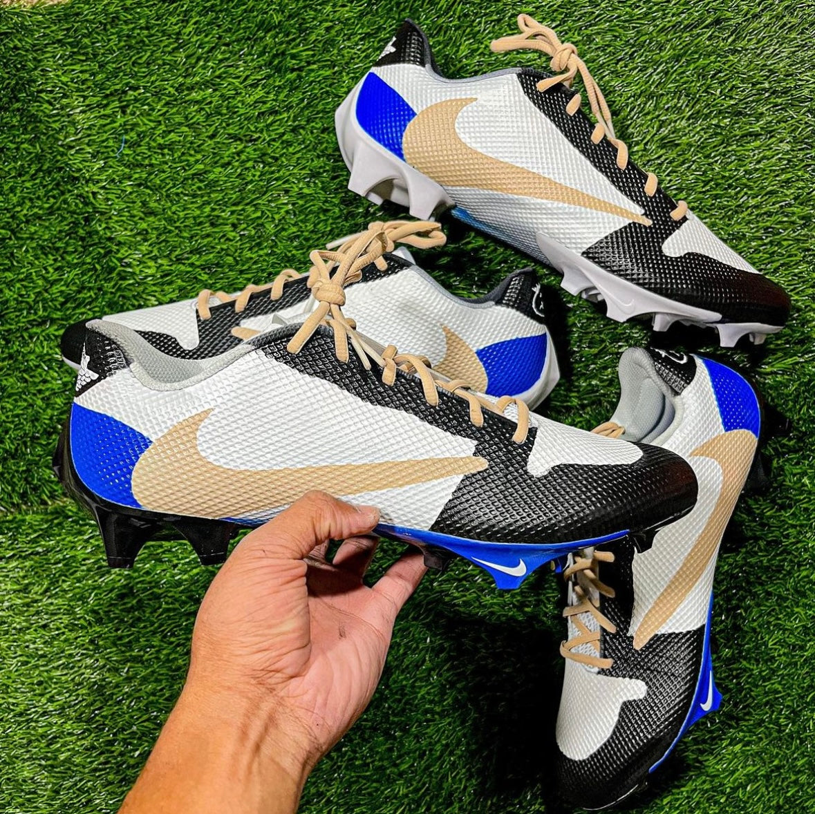 travis scott jordan 1 baseball cleats